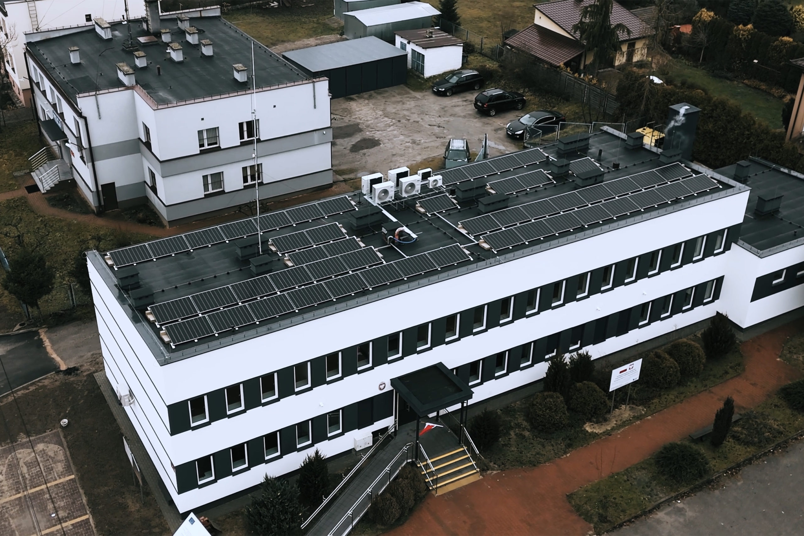 Kompleksowa Termomodernizacja Budynku Urzędu Gminy w Rakowie